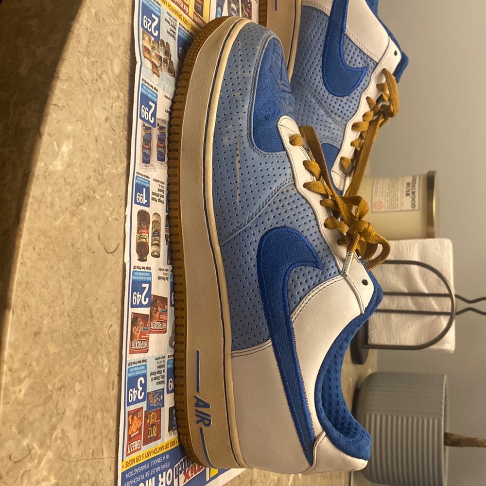 Nike Air Force retro colors